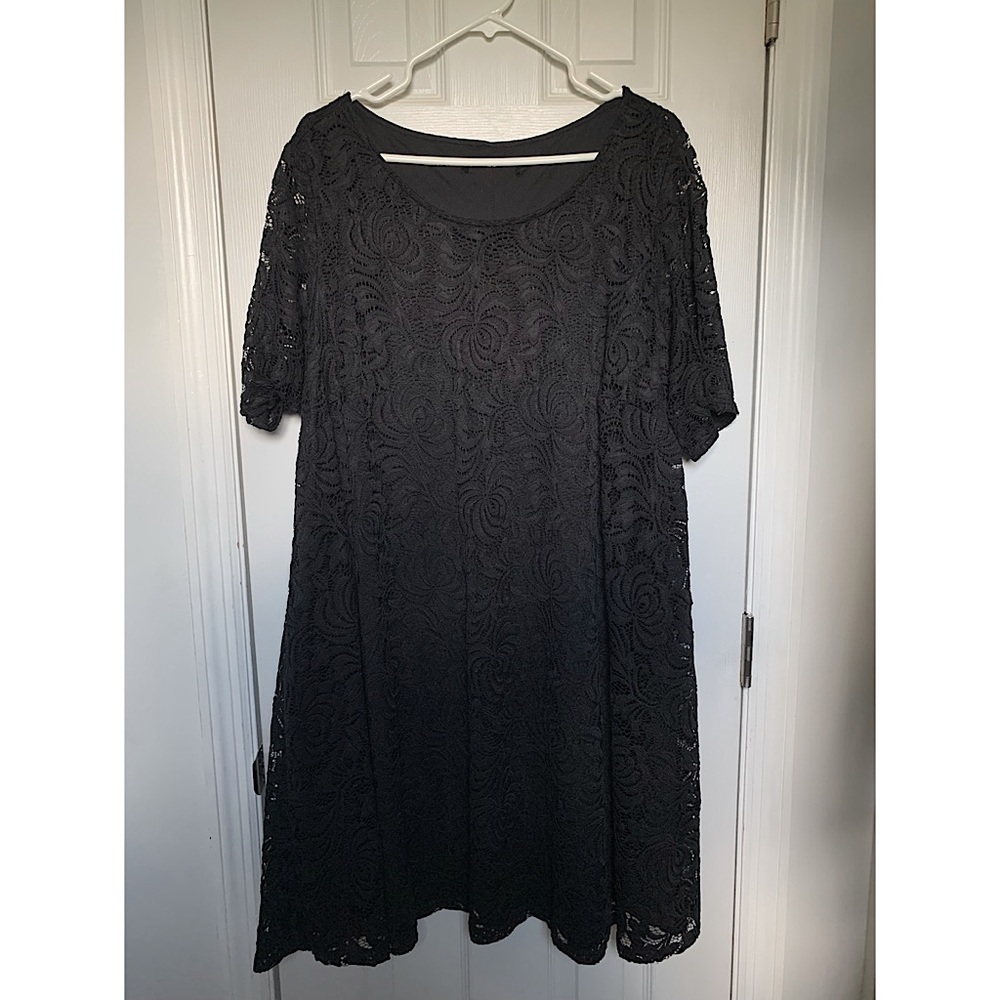 Black lace floral swing dress plus size